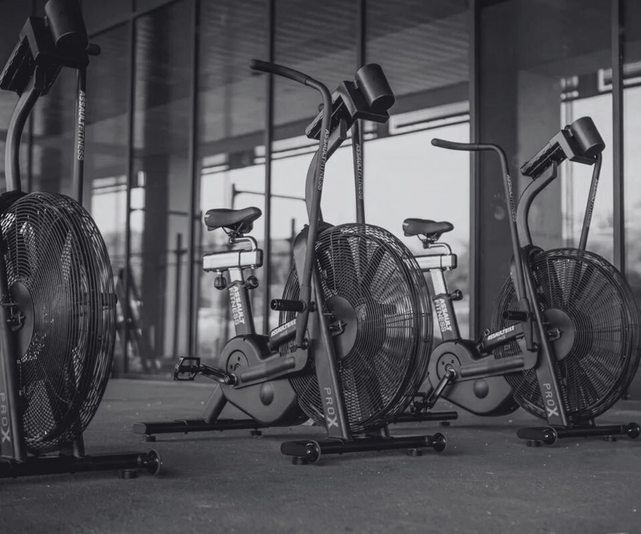 Ruster se adentra en el cardio como distribuidor oficial de Assault Fitness