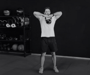 ¿Qué debo saber antes de hacer High Pull con Kettlebell?