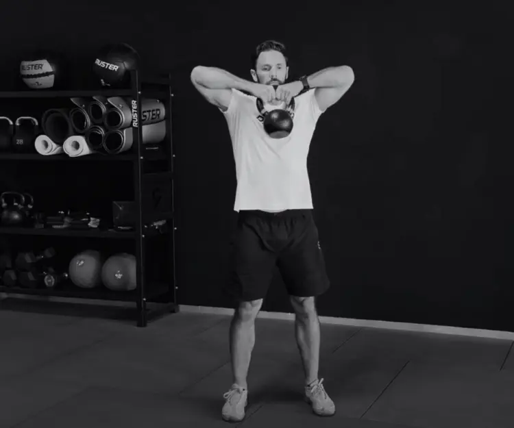 ¿Qué debo saber antes de hacer High Pull con Kettlebell?