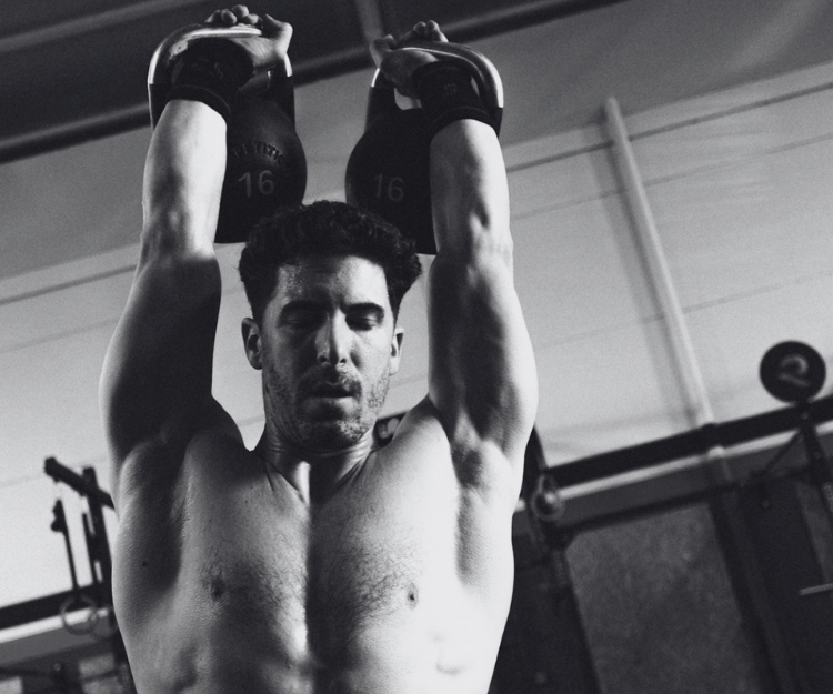 ¿Qué efectos produce entrenar con Kettlebells?